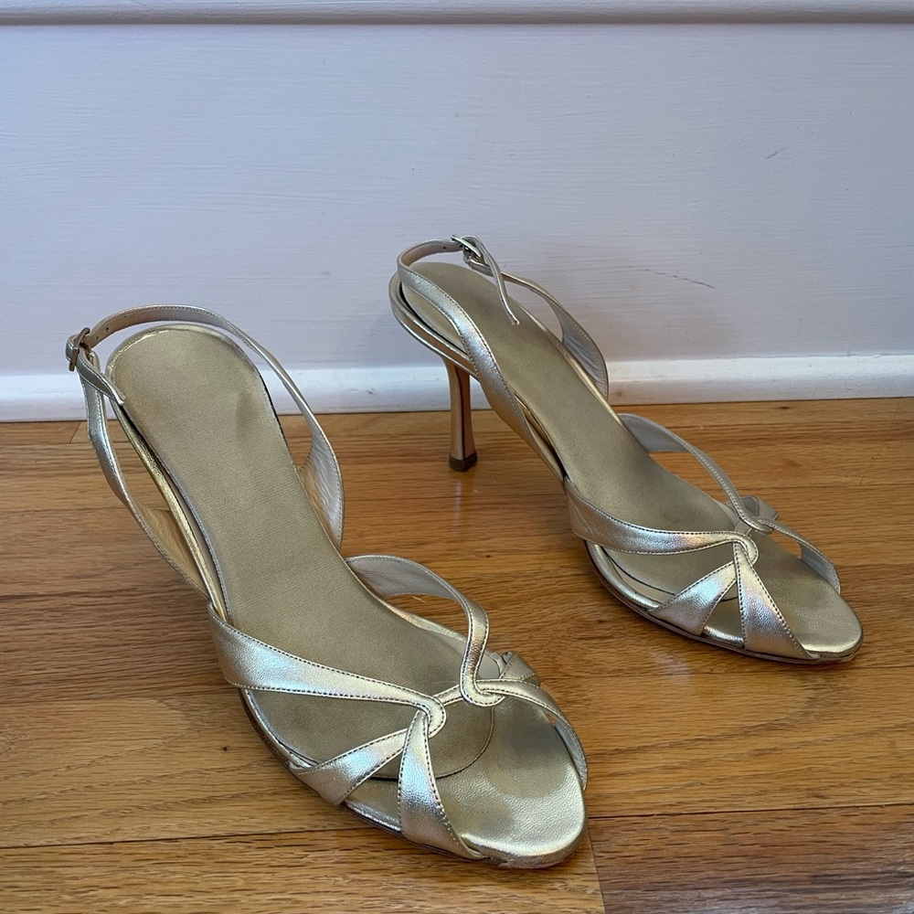 Jimmy Choo Leroy Metallic Nappa Gold in size 38